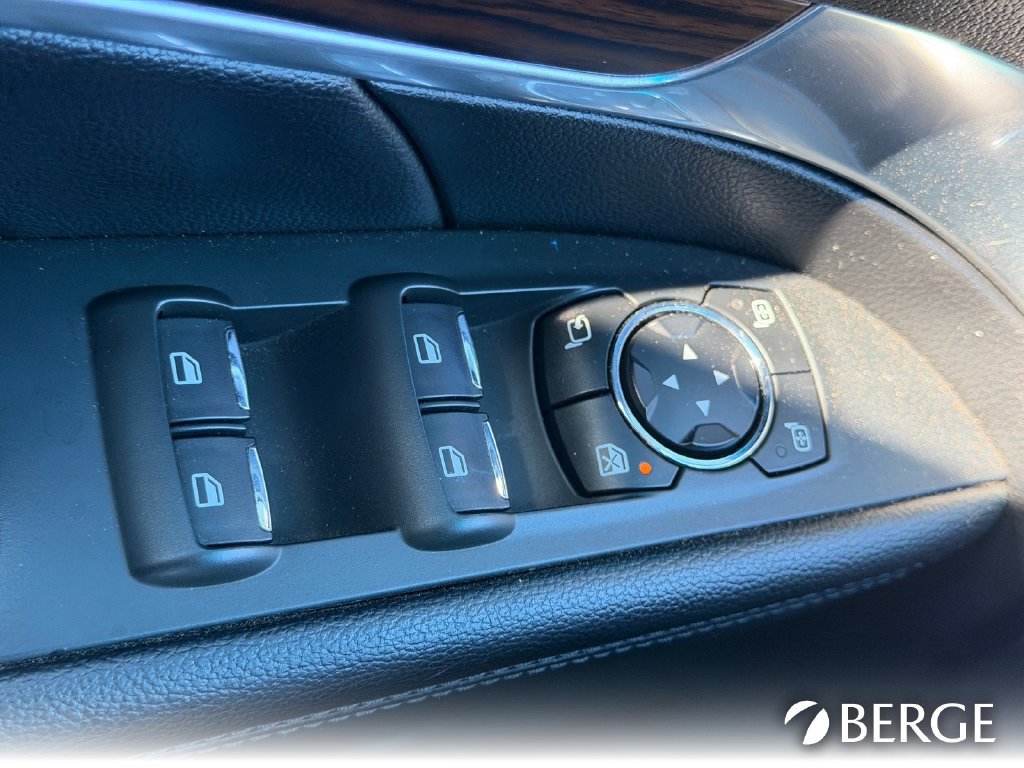 Used 2016 Ford Explorer Limited w/ Equipment Group 301A FWD image 18