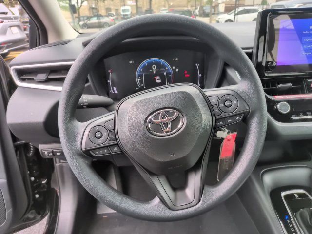 Used 2026 Toyota Corolla LE FWD image 15