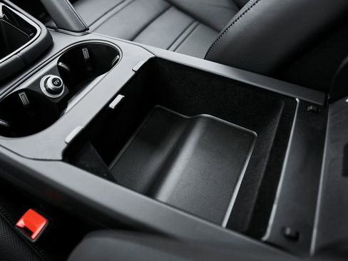 Used 2026 Porsche Cayenne Turbo image 68