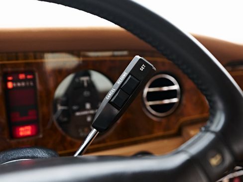 Used 1990 Rolls-Royce Silver Spur image 79