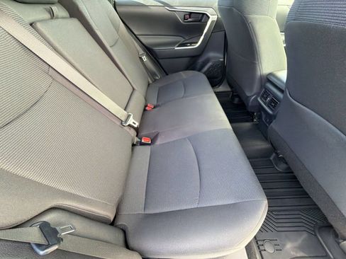 Used 2024 Toyota RAV4 LE FWD image 33