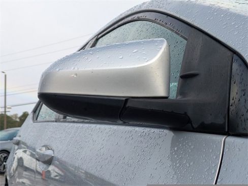 Used 2016 Toyota Corolla LE image 12