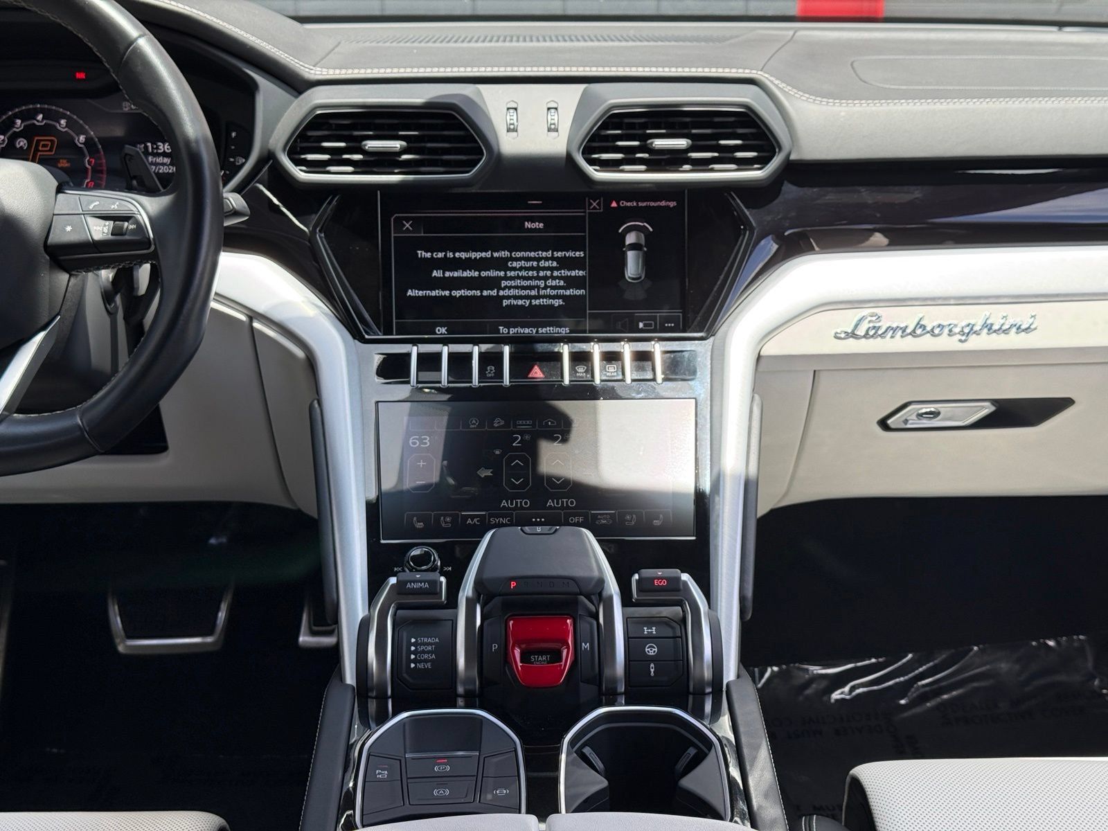 Used 2022 Lamborghini Urus AWD/4WD image 52