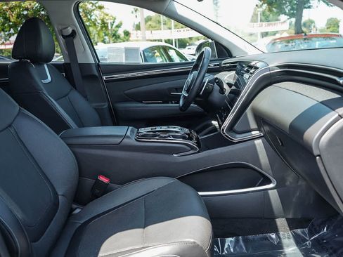 Certified 2024 Hyundai Tucson Limited AWD/4WD image 21