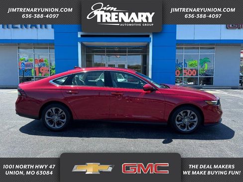 Used 2024 Honda Accord EX image 1