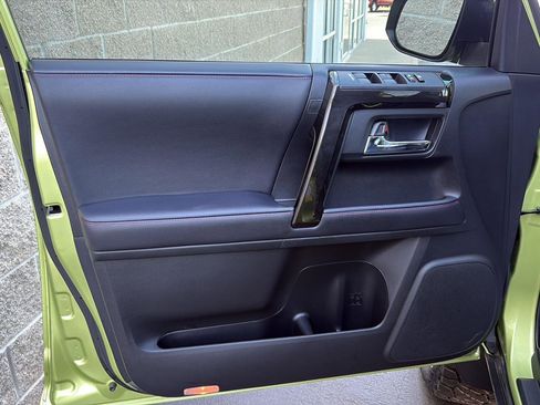 Used 2022 Toyota 4Runner TRD Pro AWD/4WD image 4