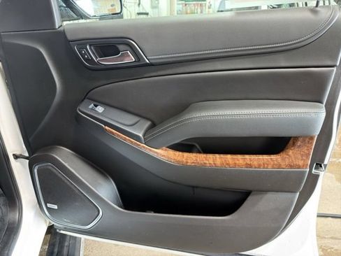 Used 2019 Chevrolet Suburban Premier w/ Premier Plus Edition AWD/4WD image 27