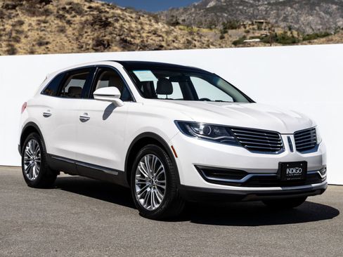 Used 2018 Lincoln MKX Reserve FWD image 4