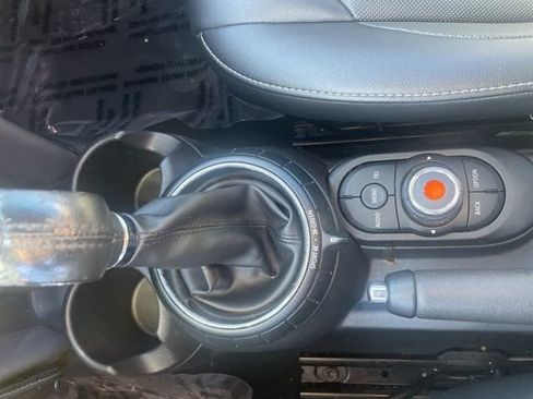 Used 2017 MINI Cooper Convertible image 24