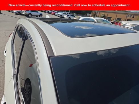 Used 2022 Acura RDX AWD w/ Advance Package image 3