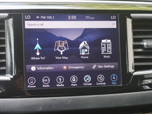 Used 2019 Chrysler Pacifica Touring-L w/ S Appearance Package FWD image 30