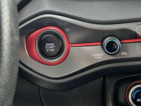 Used 2021 Hyundai Veloster Turbo FWD image 23