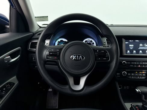 Used 2017 Kia Niro LX FWD image 3