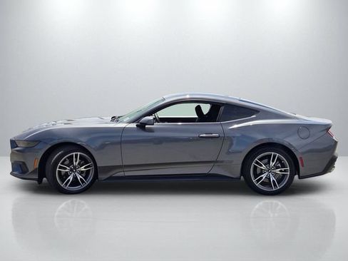 Used 2025 Ford Mustang Coupe w/ Wheel & Stripe Package RWD image 7