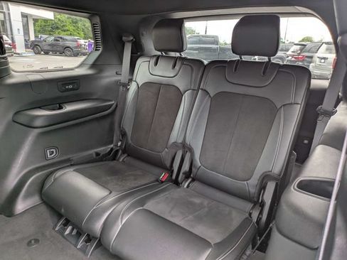 Used 2023 Jeep Grand Cherokee L Laredo AWD/4WD image 14