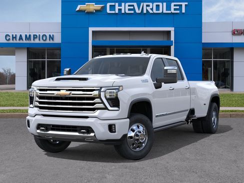 New 2026 Chevrolet Silverado 3500 High Country w/ High Country Premium Package AWD/4WD image 6