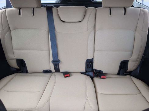 Used 2022 Jeep Wrangler Unlimited Sahara w/ LED Lighting Group image 17