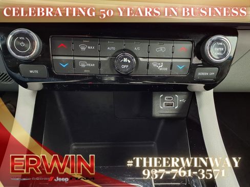 Certified 2023 Jeep Compass Limited image 18