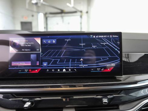 New 2026 BMW X5 xDrive50e image 15