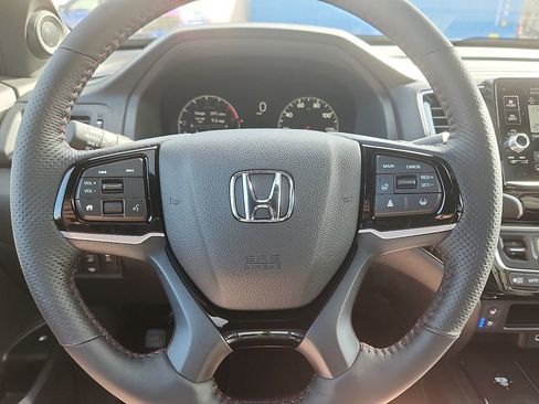 New 2026 Honda Ridgeline Black Edition image 14