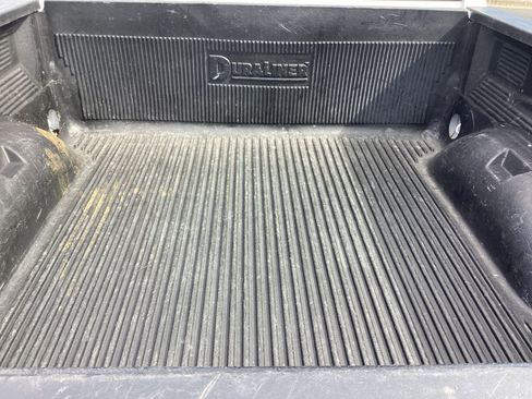 Used 2024 RAM 1500 Laramie image 4