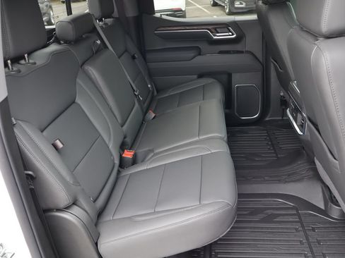 New 2026 GMC Sierra 1500 SLT w/ SLT Premium Plus Package AWD/4WD image 23