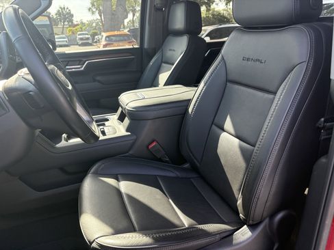Used 2024 GMC Sierra 2500 Denali w/ Denali Reserve Package AWD/4WD image 10