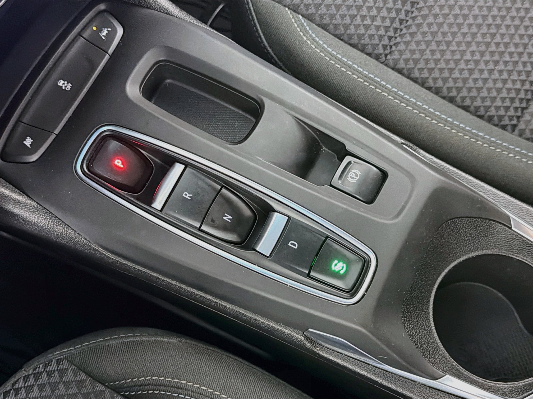 Used 2023 Chevrolet Bolt LT FWD image 23