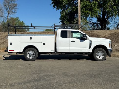 New 2026 Ford F350 XL w/ XL Chrome Package AWD/4WD image 2