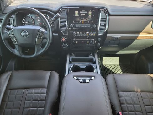 Used 2023 Nissan Titan Platinum Reserve w/ Moonroof Package AWD/4WD image 25