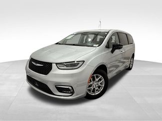 Used 2024 Chrysler Pacifica Touring-L 360° Tour