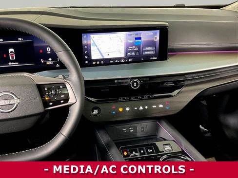 Certified 2025 Nissan Murano SL AWD/4WD image 9