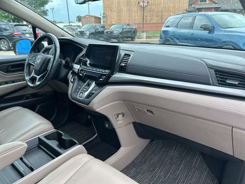 Used 2022 Honda Odyssey EX-L image 11