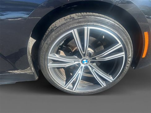 Used 2021 BMW 330i xDrive Sedan w/ Convenience Package image 10