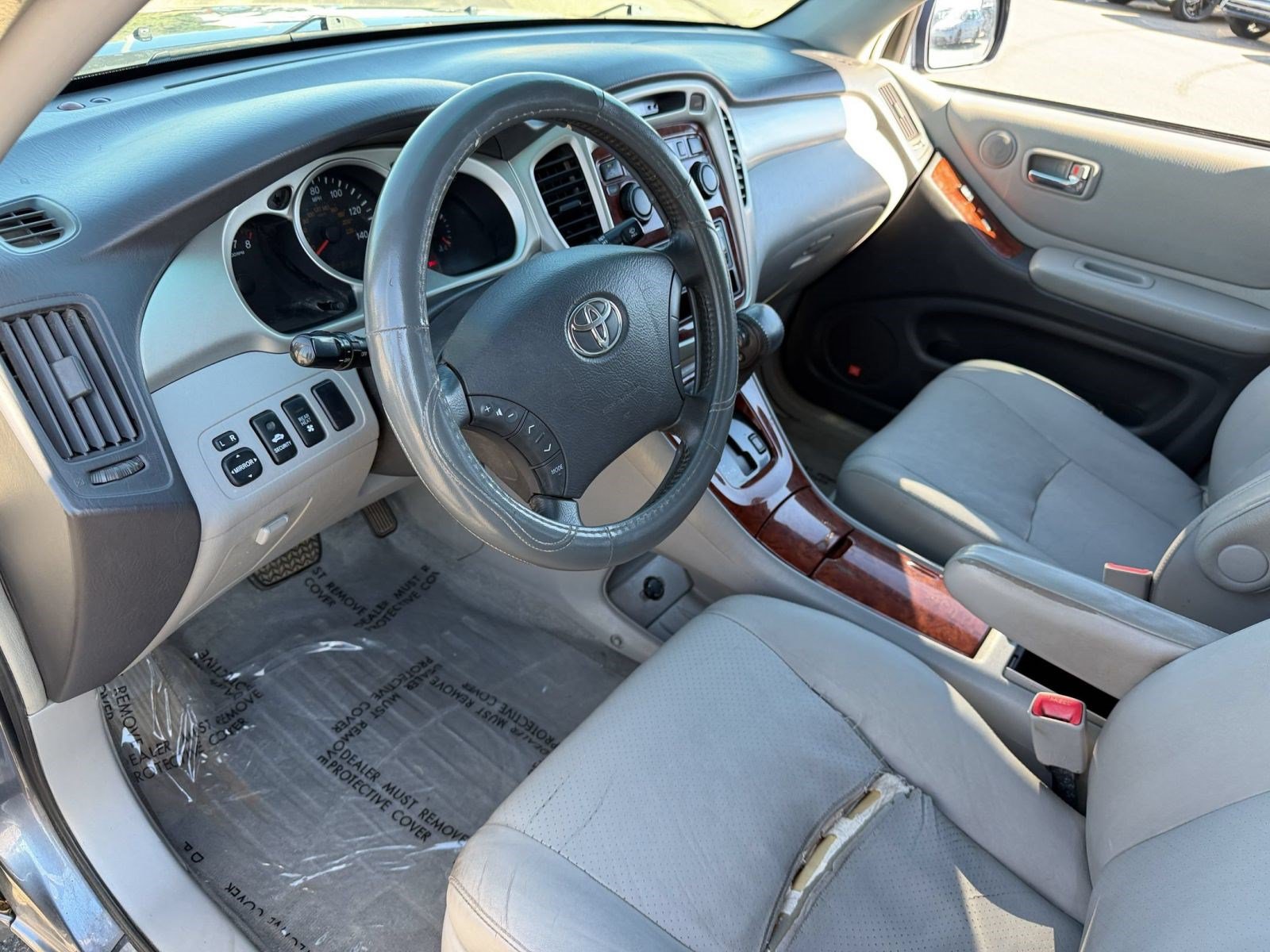 Used 2007 Toyota Highlander Limited w/ Extra Value Pkg #7 AWD/4WD image 4