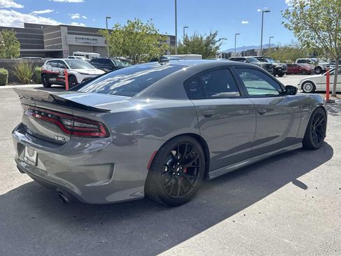 Used 2018 Dodge Charger R/T Scat Pack w/ Dynamics Package RWD image 8