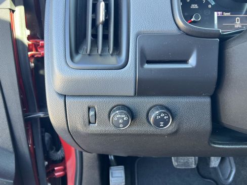 Used 2016 Chevrolet Colorado Z71 image 44