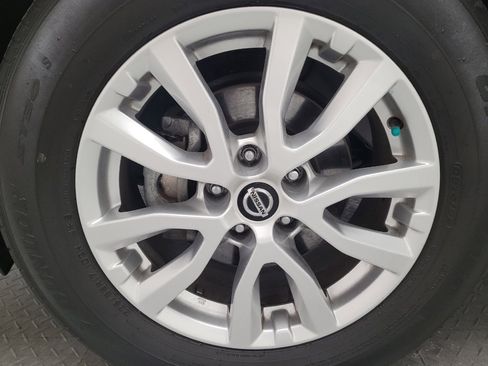 Used 2020 Nissan Rogue SV AWD/4WD image 31
