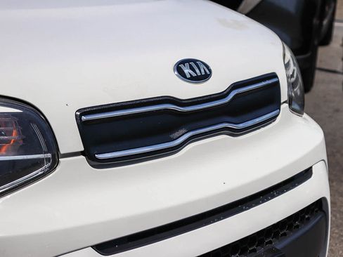 Used 2019 Kia Soul + w/ Audio Package FWD image 6