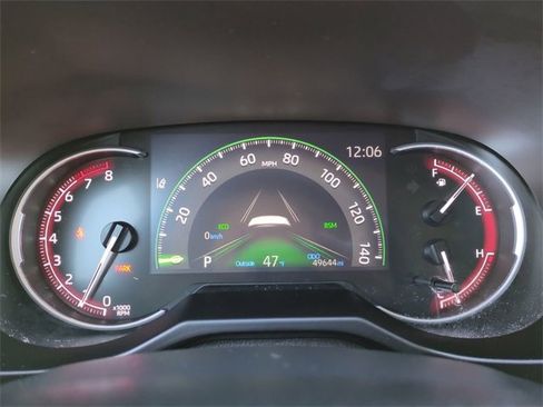 Used 2024 Toyota RAV4 XLE Premium image 27