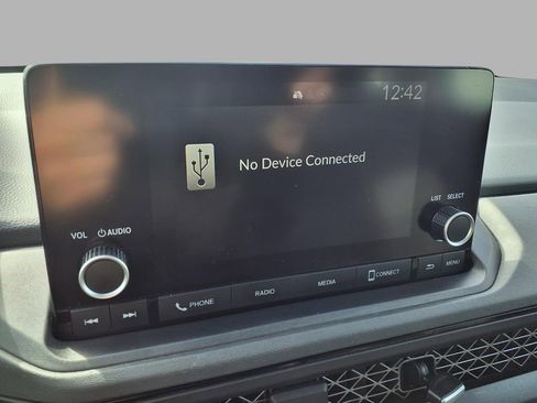 Used 2024 Honda Accord EX image 6