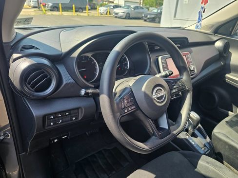Used 2024 Nissan Kicks S FWD image 22