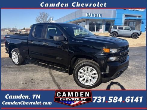 Used 2019 Chevrolet Silverado 1500 Custom image 1