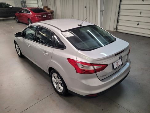 Used 2014 Ford Focus SE image 5