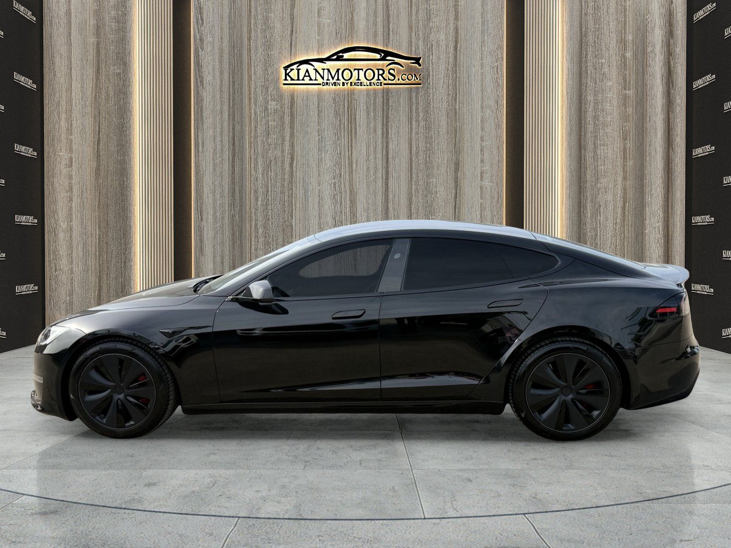 Used 2024 Tesla Model S Plaid AWD/4WD image 7