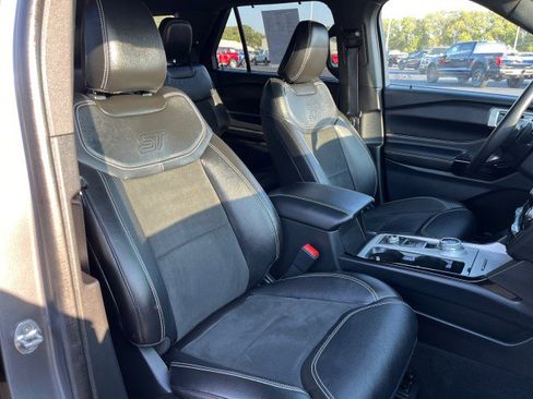Used 2023 Ford Explorer ST image 20