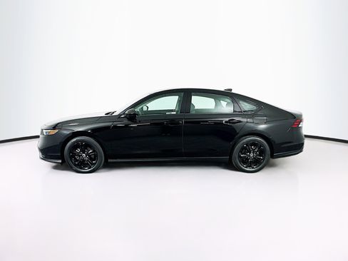 Used 2025 Honda Accord SE image 4