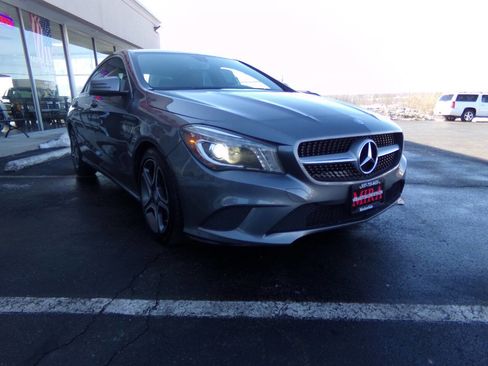 Used 2014 Mercedes-Benz CLA 250 image 7