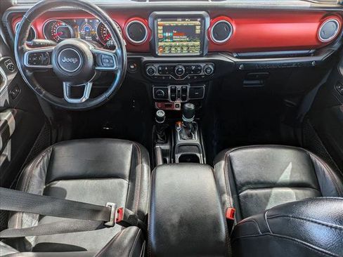 Used 2019 Jeep Wrangler Unlimited Rubicon w/ Dual Top Group AWD/4WD image 18