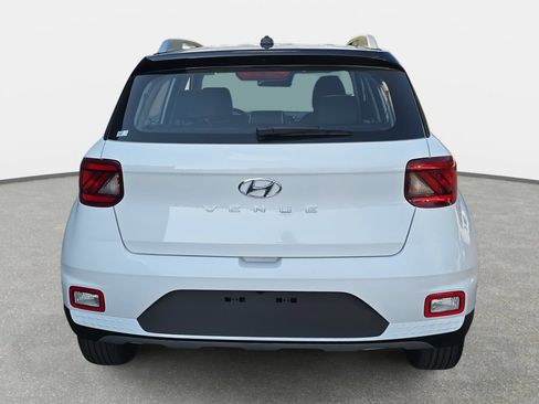 New 2026 Hyundai Venue SEL FWD image 6